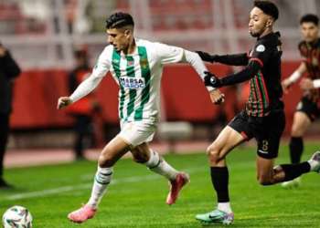 الجيش الملكي يواجه صن داونز والرجاء ينتظر هدية للتأهل