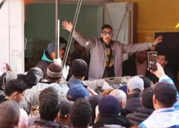 والي جهة مراكش آسفي يستقبل عبد الإله “مول الحوت” ويطمئنه بشأن حقه في دخول سوق السمك