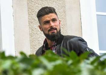 سرقة مجوهرات بقيمة 500 ألف دولار من منزل أوليفييه جيرو في لوس أنجلوس