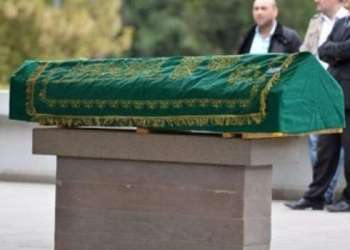 من الحداد إلى الفرح.. قصة شابين قلبا حزن جنازتهما إلى عرس في الجزائر