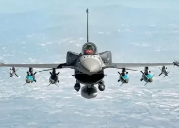 المغرب يعزز أسطوله الجوي بمقاتلات F-16 المتطورة ونظام “Viper Shield” للحرب الإلكترونية