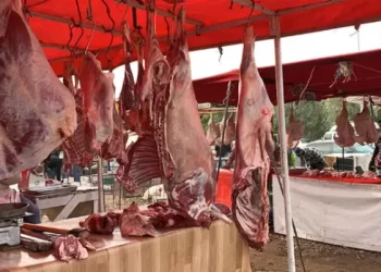 أسعار اللحوم الحمراء تتراجع في الأسواق المغربية قبيل رمضان