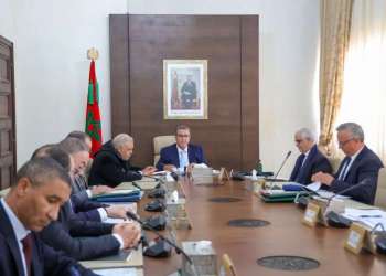 أخنوش يستبعد ليلى بنعلي من اجتماع “عرض المغرب” في الهيدروجين الأخضر