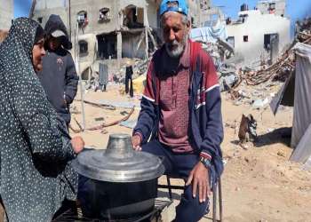 ديمتري دلياني عن رمضان في غزة.. صيامٌ وسط آثار المجازر وإفطارٌ على أنقاض المنازل