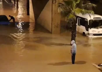 برشيد.. اختناق بالوعات المجاري يشل حركة السير في عدد من أحياء المدينة