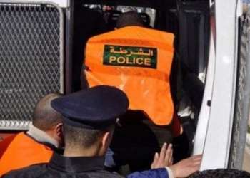 الدار البيضاء.. توقيف شخص بحوزته 2825 قرصًا مخدرًا وأسلحة بيضاء