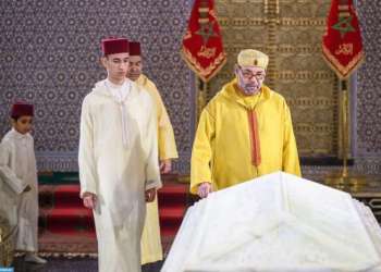 أمير المؤمنين جلالة الملك محمد السادس يترحم على روح المغفور له محمد الخامس