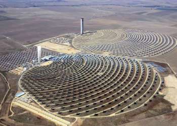 قمة “إيرباص” تؤكد ريادة المغرب بقيادة جلالة الملك في الطاقات  المتجددة