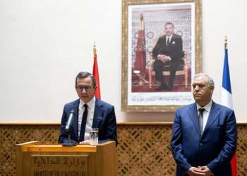 لفتيت يبحث مع نظيره الفرنسي قضايا الأمن والهجرة