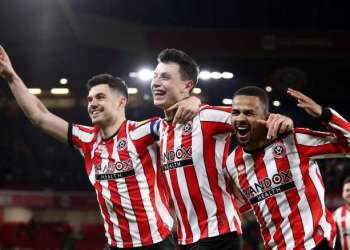 أنس الصفريوي يدخل ملاعب الكرة الإنجليزية.. طموح مغربي جديد يطرق أبواب “شيفيلد وينزداي”