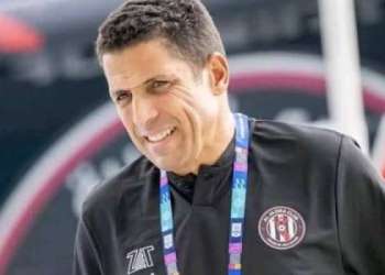 الجزيرة الإماراتي يقطع الشك باليقين: عموتا باقٍ ولن يدرب العراق