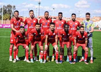  الكوكب المراكشي يغرد خارج السرب ويعزز صدارته بعد فوزه على الاتحاد الاسلامي الوجدي (0-2)