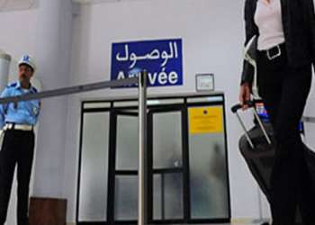 المغرب يرحّل صحافيين إيطاليين حاولوا التسلل إلى العيون دون إذن رسمي