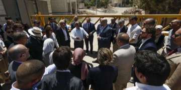 الجيش الإسرائيلي يُطلق النار على ديبلوماسيين من بينهم سفير المغرب