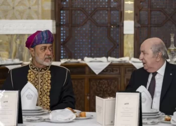 سلطنة عُمان تلتزم الحياد وتحرج الجزائر.. غياب ملف الصحراء المغربية عن البيان المشترك