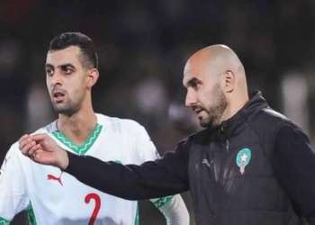 الركراكي يوضح موقفه من رحيل بلعمري عن الرجاء وينفي الإشاعات