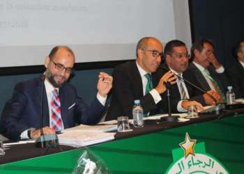 الرجاء الرياضي بين مطرقة الصراعات وسندان التحول إلى شركة.. من يُمسك بدفة المستقبل؟