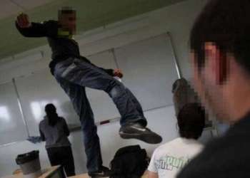 اعتداء خطير يطال أستاذ تربية بدنية بفاس.. الجرح أعمق من آثار السكين
