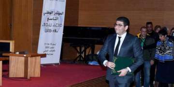 العدالة والتنمية يُحذّر من “الوضعية الشاذة” للجنة المؤقتة للصحافة ويدعو الحكومة لتحمل مسؤوليتها