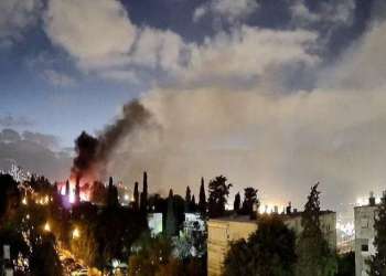  صواريخ إيرانية تطال مطار بن غوريون ومواقع استراتيجية داخل إسرائيل