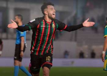 أمين زحزوح.. نجم الجيش الملكي يخطف جائزة أفضل لاعب في البطولة الاحترافية