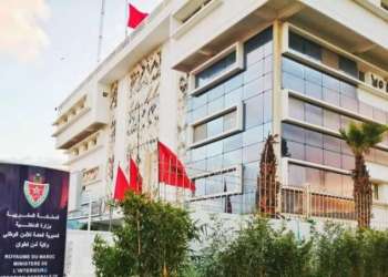 ولاية أمن تطوان ترد على فيديو “مغلوط” تم تداوله على يوتيوب وتوضح حيثيات قضية زجرية بالقصر الكبير