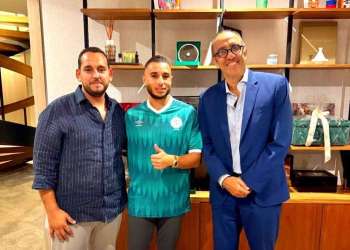 بلال ولد الشيخ يعزز صفوف الرجاء الرياضي بعقد يمتد لموسمين