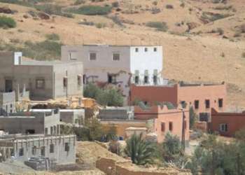 ملامح الحياة تعود إلى الحوزبفضل برنامج إعادة الإعمار الذي أطلق بتوجيهات ملكية