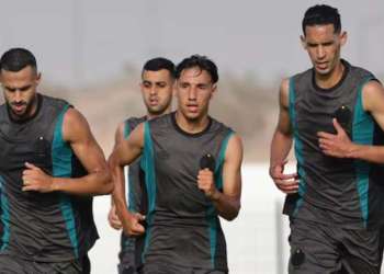 الرجاء يفتح باب الخروج لبعض لاعبيه.. وبودا وعمامو على رأس اللائحة