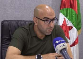 اعتقال نقابي جزائري يشعل الجدل.. مطالب اجتماعية تواجه بالحبس بدل الحوار