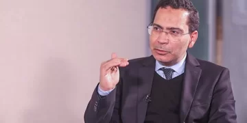 الخلفي: مشروع تنظيم المجلس الوطني للصحافة “نكسة ديمقراطية” ويعيد المغرب إلى الوراء