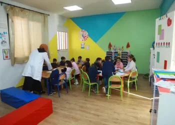 الحكومة تطلق خطة وطنية شاملة لتحسين أوضاع مربيات التعليم الأولي