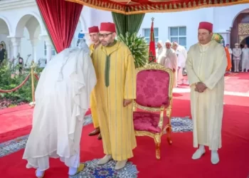 الملك محمد السادس يترأس حفل استقبال رسمي بالمضيق بمناسبة الذكرى 26 لعيد العرش