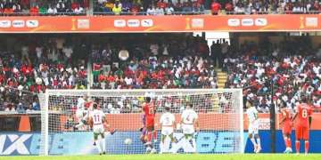 “الكاف” تفرض غرامة مالية على الجامعة الملكية المغربية لكرة القدم