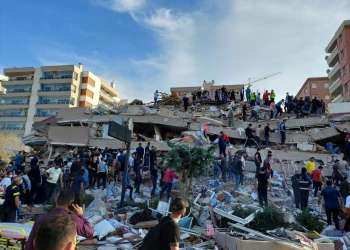 زلزال بقوة 6,1 درجات يهز غرب تركيا ويخلّف أضراراً مادية