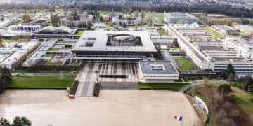 24 تلميذًا مغربيًا يُبدعون في امتحانات بوليتكنيك باريس ويؤكدون التميز الأكاديمي الوطني