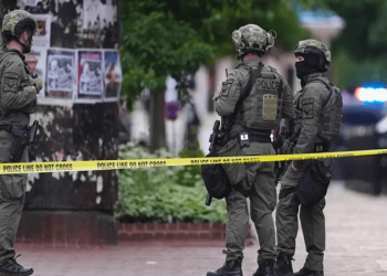 هجوم مسلح على قاعدة عسكرية أمريكية يسفر عن إصابة خمسة جنود