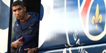 النيابة العامة الفرنسية تطالب بإحالة أشرف حكيمي إلى المحكمة الجنائية بتهمة الاغتصاب