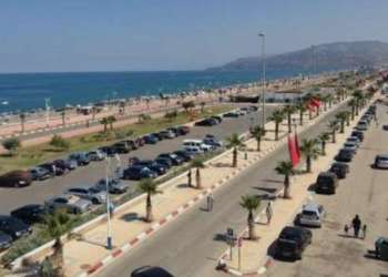مافيا ركن سيارة بـ10 دراهم بدون رخصة قانونية بوادلاو 