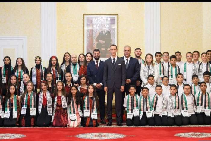 ولي العهد الأمير مولاي الحسن يستقبل أطفال فلسطين 