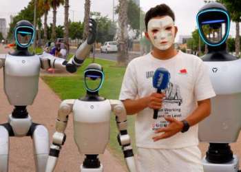 حصريا.. شاهد أول خروج إعلامي للروبو رقم 1 في المغرب وإفريقيا