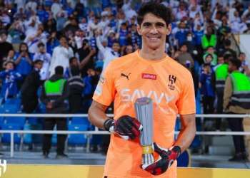 ياسين بونو ضمن قائمة المرشحين لجائزة “ياشين” لأفضل حارس مرمى في العالم