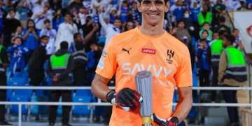 ياسين بونو ضمن قائمة المرشحين لجائزة “ياشين” لأفضل حارس مرمى في العالم