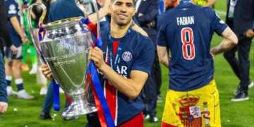 حكيمي يقود باريس سان جرمان للفوز بكأس السوبر الاوروبي