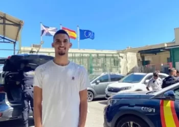 محمد الزيتوني.. لاعب المغرب التطواني يخوض “رحلة الموت” نحو سبتة بحثا عن حلم كروي أوروبي