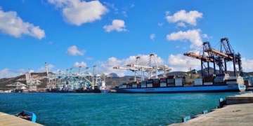 ميناء طنجة المتوسط يتفوق على الجزيرة الخضراء