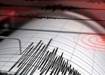 زلزال بقوة 5,3 درجات يضرب بحر إيفيا واليونان تتابع الوضع عن كثب