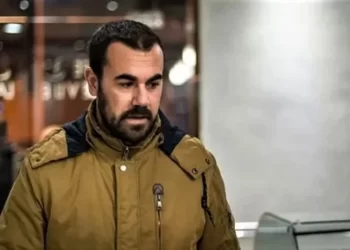 ناصر الزفزافي يحضر جنازة والده بأجدير بعد ترخيص استثنائي