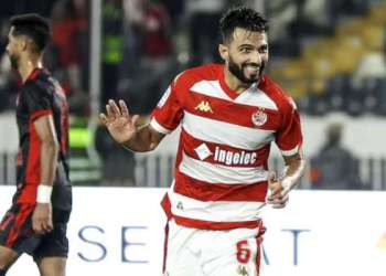 الوداد يفتتح الموسم بانتصار صعب على الكوكب المراكشي