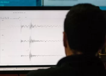 هزة أرضية خفيفة تضرب ضواحي تارجيست دون خسائر